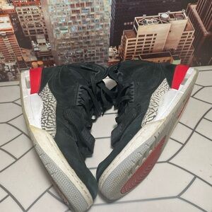 Stylish Black and Red Men's Sneakers